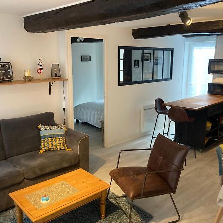 Appartement Haute Ville Meuble Avec Cour Privative Granville Dış mekan fotoğraf