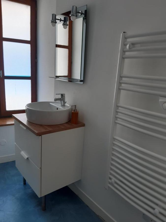 Appartement Haute Ville Meuble Avec Cour Privative Granville Dış mekan fotoğraf