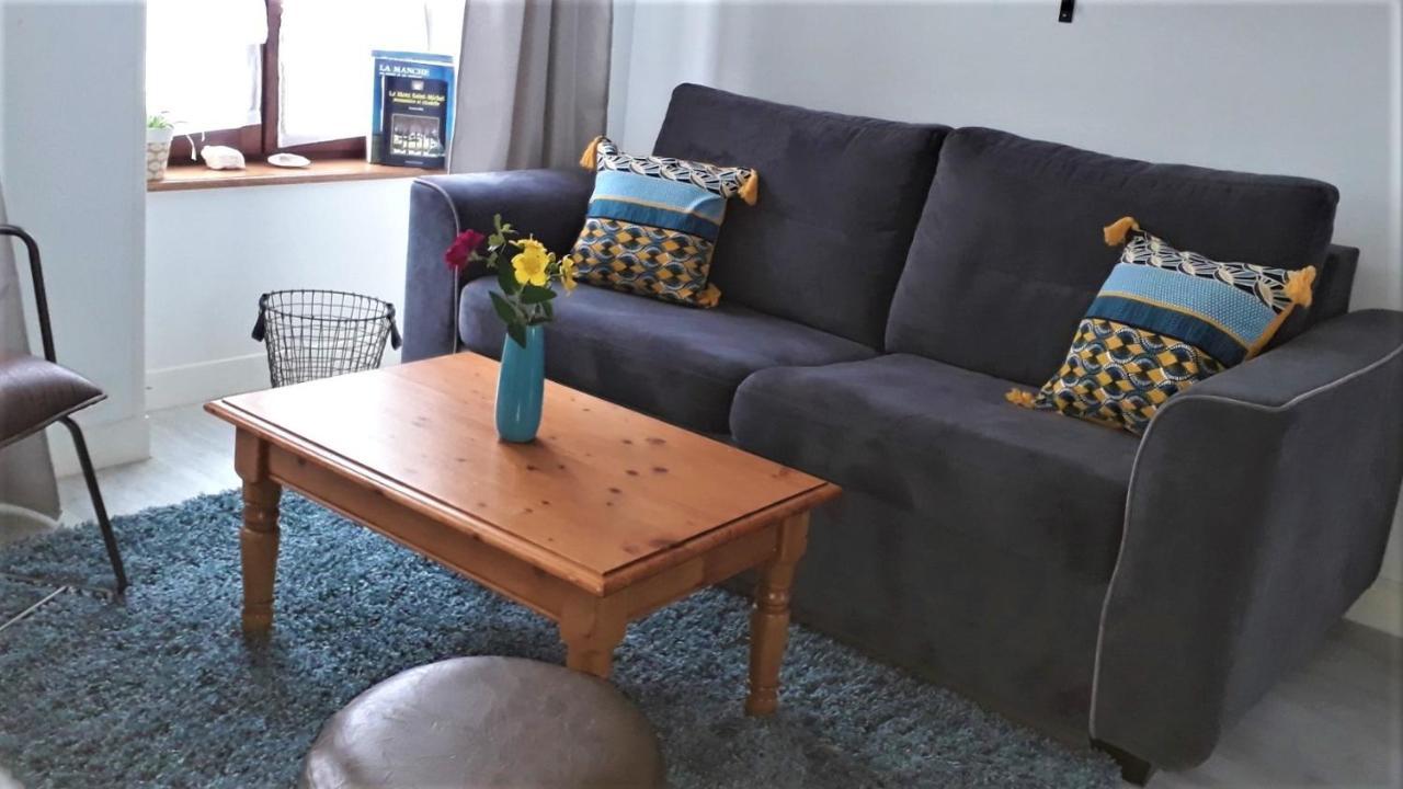Appartement Haute Ville Meuble Avec Cour Privative Granville Dış mekan fotoğraf